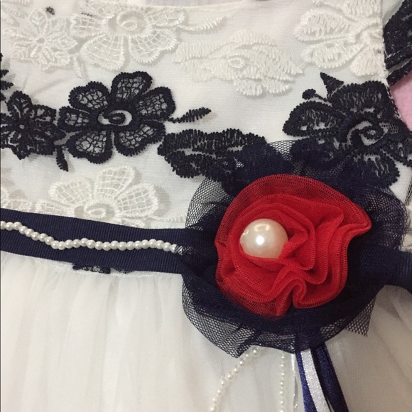 Frock size 4 - Picture 4 of 6